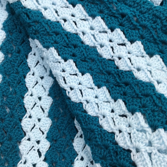 Teal Baby Blanket - Picture 4 of 5